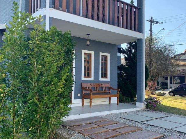 Casa com 283m² 4 quartos e 3 banheiros, à venda, no bairro Jardim Independência em Taubaté