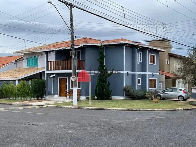 Casa com 283m² 4 quartos e 3 banheiros, à venda, no bairro Jardim Independência em Taubaté