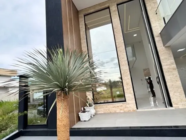Casa com 450m² 4 quartos e 2 banheiros, à venda, no bairro Itapeba em Maricá