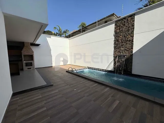 Casa 4 quartos e 6 banheiros, à venda, no bairro Tremembé em São Paulo