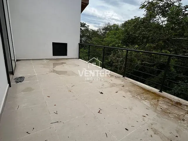 Casa com 305m² 3 quartos e 2 banheiros, à venda, no bairro Loteamento Residencial Parque das Araucárias em Tremembé