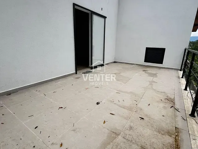 Casa com 305m² 3 quartos e 2 banheiros, à venda, no bairro Loteamento Residencial Parque das Araucárias em Tremembé