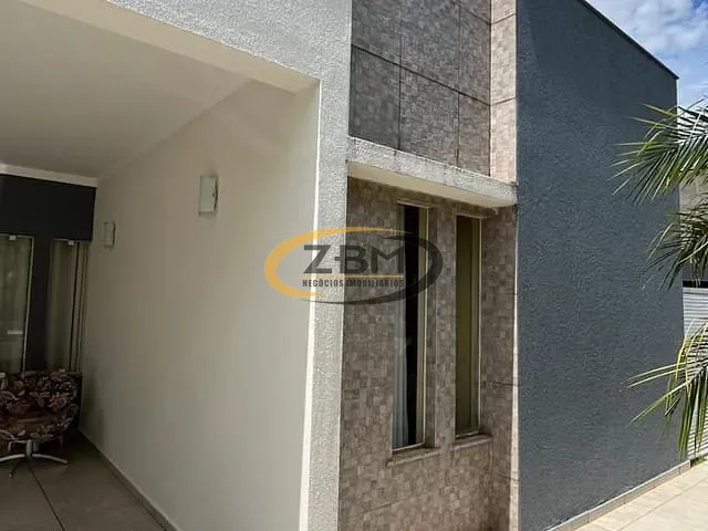 Casa com 360m² 3 quartos e 3 banheiros, à venda, no bairro Gleba Fazenda Palhano em Londrina