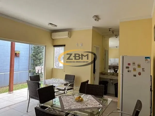 Casa com 360m² 3 quartos e 3 banheiros, à venda, no bairro Gleba Fazenda Palhano em Londrina