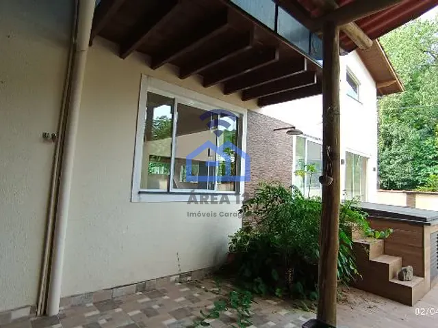 Casa com 458m² 4 quartos e 5 banheiros, à venda, no bairro Mar Verde II em Caraguatatuba