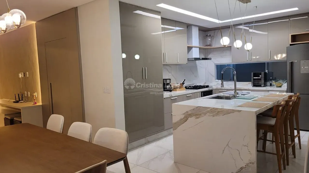 Casa, 3 quartos, 210 m² - Foto 8