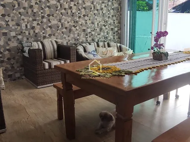 Casa com 252m² 3 quartos e 4 banheiros, à venda, no bairro Morada da Praia em Bertioga
