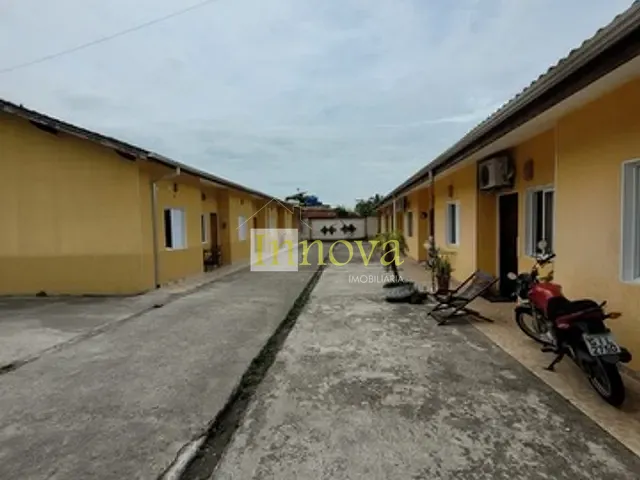 Casa com 60m² 2 quartos e 1 banheiro, à venda, no bairro Jardim das Gaivotas em Caraguatatuba