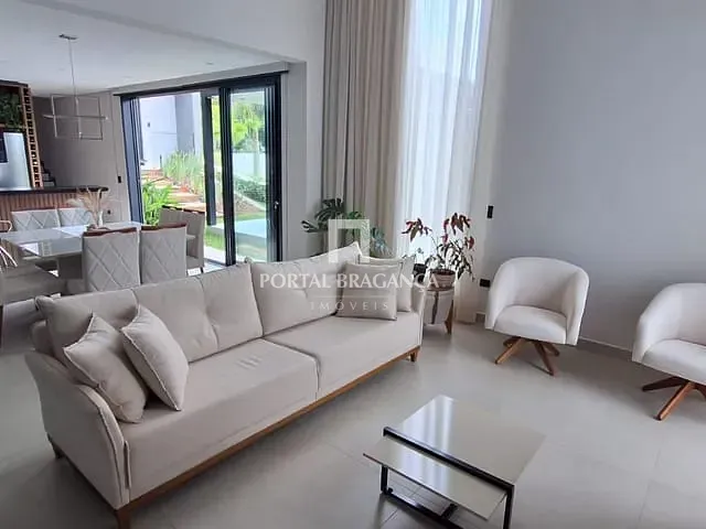 Casa com 455m² 3 quartos e 5 banheiros, à venda, no bairro Condomínio Residencial Campos do Conde em Bragança Paulista
