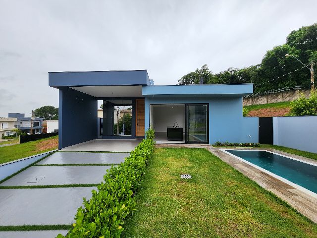 Casa com 448m² 3 quartos e 5 banheiros, à venda, no bairro Portal do Bosque em Louveira