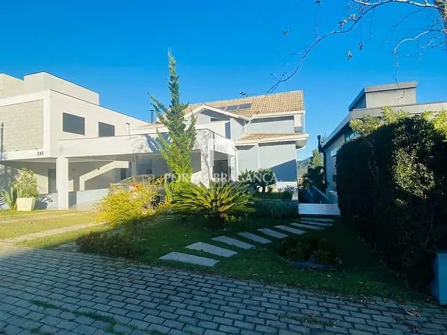 Casa com 456m² 3 quartos e 4 banheiros, à venda, no bairro Condomínio Residencial Campos do Conde em Bragança Paulista