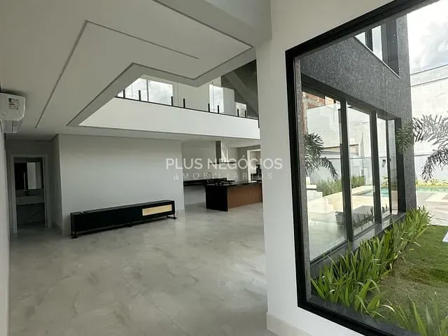 Casa com 450m² 3 quartos e 4 banheiros, à venda, no bairro Alphaville Nova Esplanada 3 em Votorantim