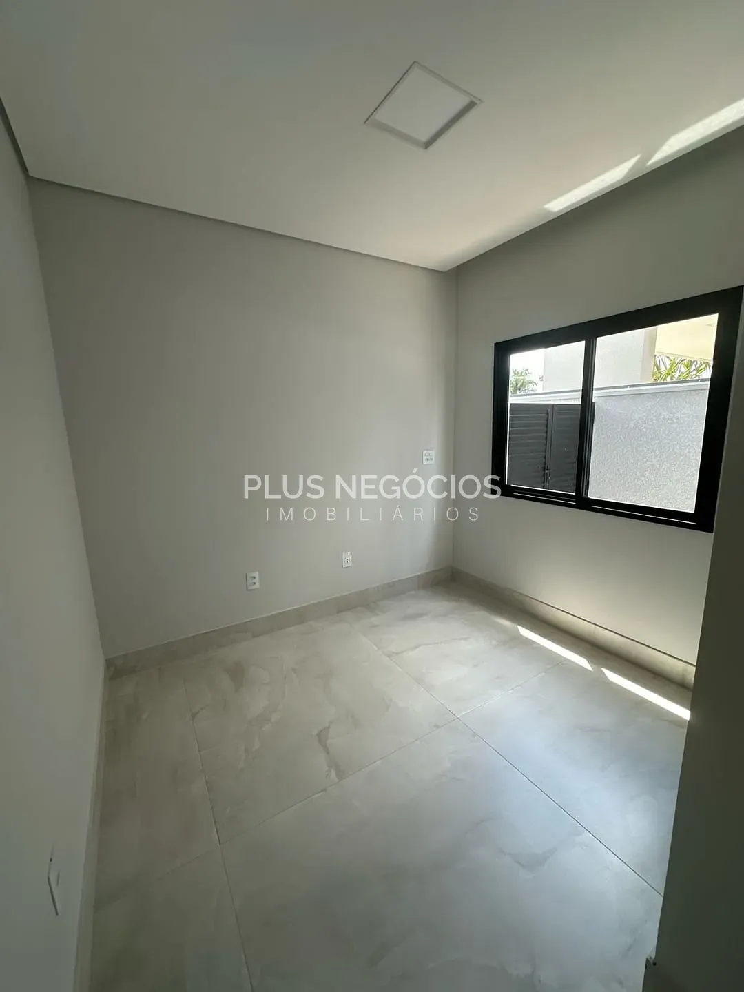 Casa, 3 quartos, 270 m² - Foto 3