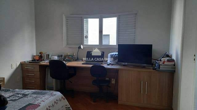 Casa à venda com 4 quartos, 350m² - Foto 22