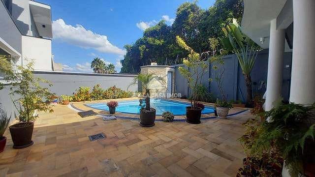 Casa à venda com 4 quartos, 350m² - Foto 33