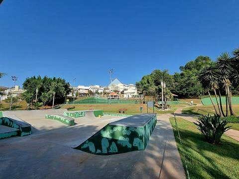 Casa à venda com 4 quartos, 350m² - Foto 56