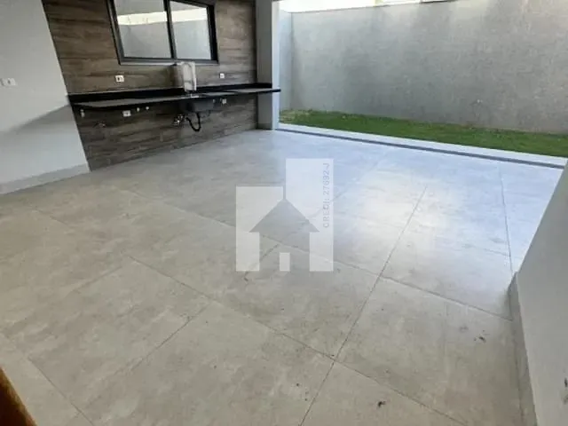 Casa com 300m² 4 quartos e 3 banheiros, à venda, no bairro São Venâncio em Itupeva