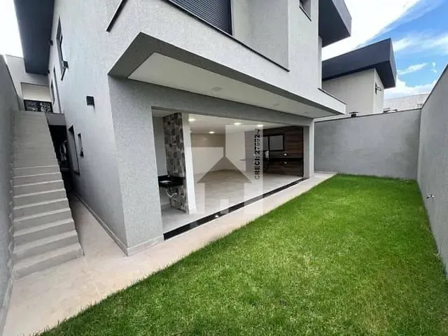 Casa com 300m² 4 quartos e 3 banheiros, à venda, no bairro São Venâncio em Itupeva
