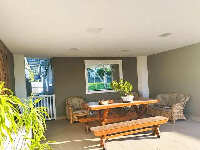 Casa com 380m² 3 quartos e 1 banheiro, à venda, no bairro Inoã (Inoã) em Maricá