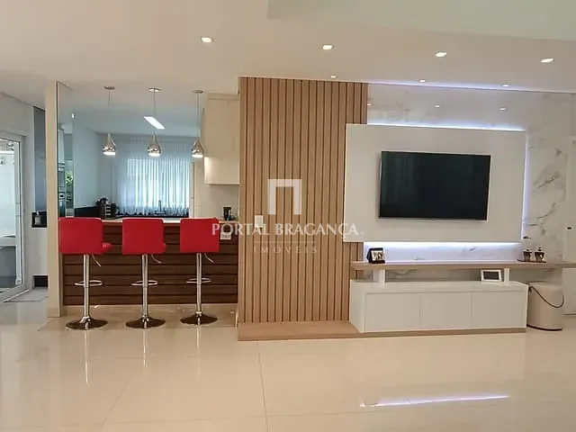 Casa com 455m² 4 quartos e 5 banheiros, à venda, no bairro Condomínio Residencial Campos do Conde em Bragança Paulista