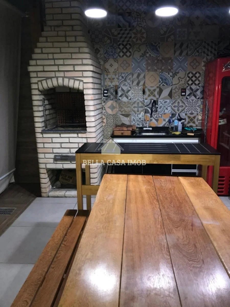 Casa à venda com 2 quartos, 150m² - Foto 27