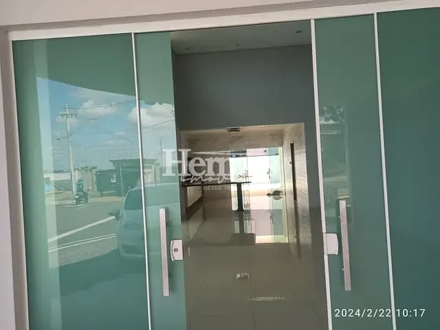Casa com 460m² 3 quartos e 4 banheiros, à venda, no bairro Parque Brasil 500 em Paulínia