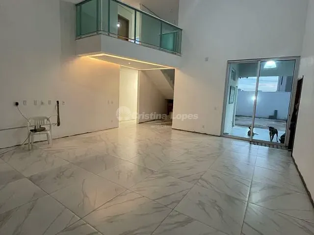 Casa com 607m² 4 quartos e 4 banheiros, à venda, no bairro Uruguai em Teresina