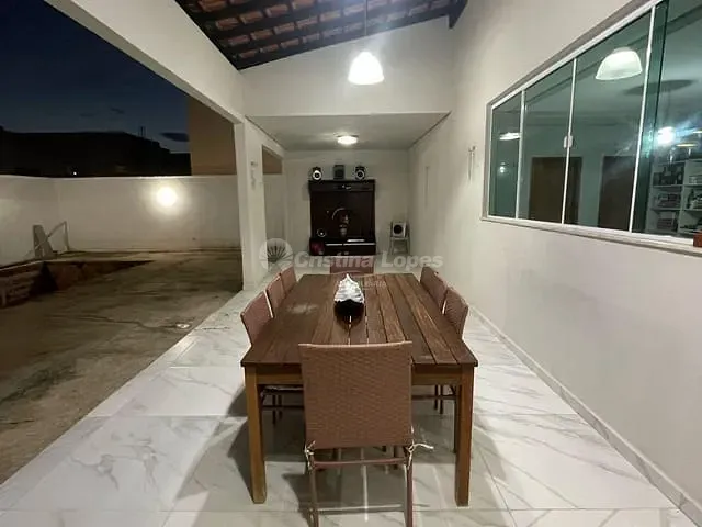 Casa com 607m² 4 quartos e 4 banheiros, à venda, no bairro Uruguai em Teresina