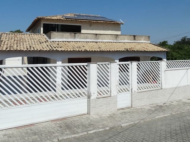 Casa com 360m² 5 quartos e 4 banheiros, à venda, no bairro Morro do Milagre em São Pedro da Aldeia