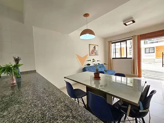 Casa com 103m² 3 quartos e 3 banheiros, à venda, no bairro Parque Rincão em Cotia