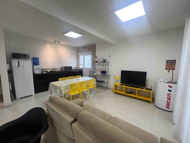 Foto do Casa - Triplex com 3 dormitórios sendo uma suíte, com piscina e churrasqueira a 900m da orla do Massaguaçu, em Caraguatatuba. | Innova Imobiliária