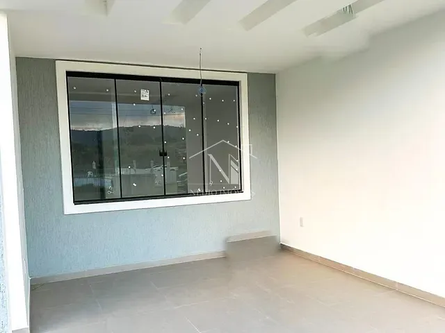 Casa com 240m² 2 quartos e 1 banheiro, à venda, no bairro Ubatiba em Maricá