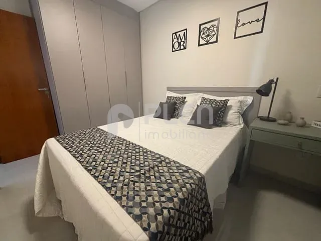 Apartamento 1 quarto e 1 banheiro, à venda, no bairro Parada Inglesa em São Paulo