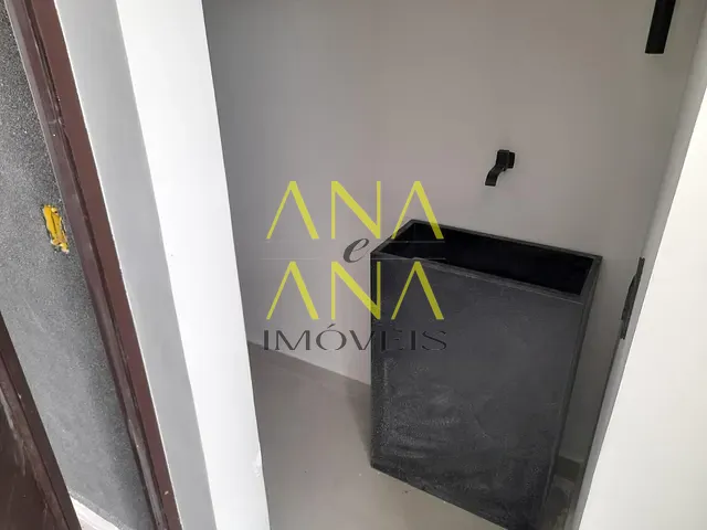 Casa com 300m² 3 quartos e 4 banheiros, à venda, no bairro Condomínio Residencial Euroville II em Bragança Paulista