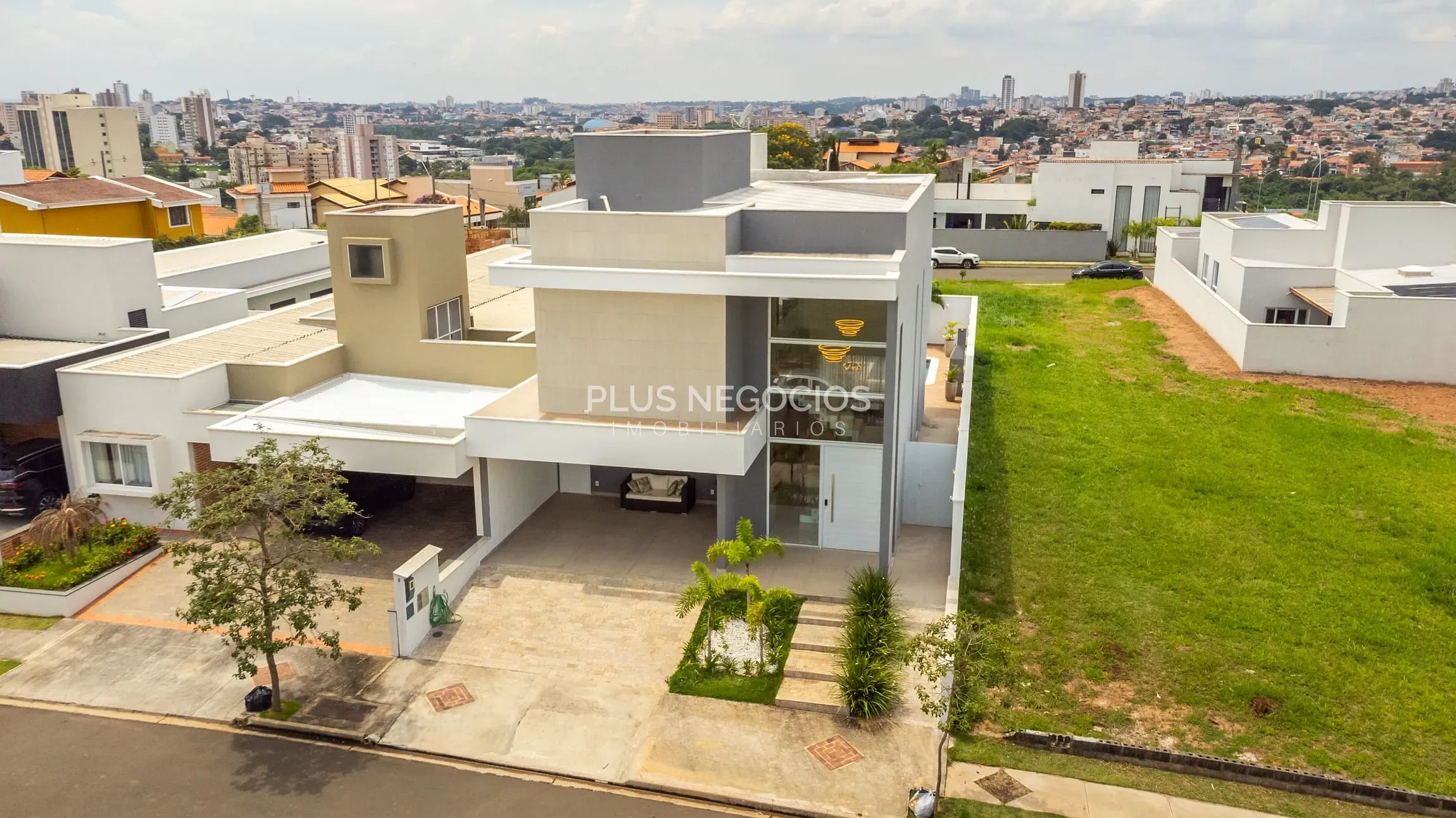 Casa, 4 quartos, 247 m² - Foto 5