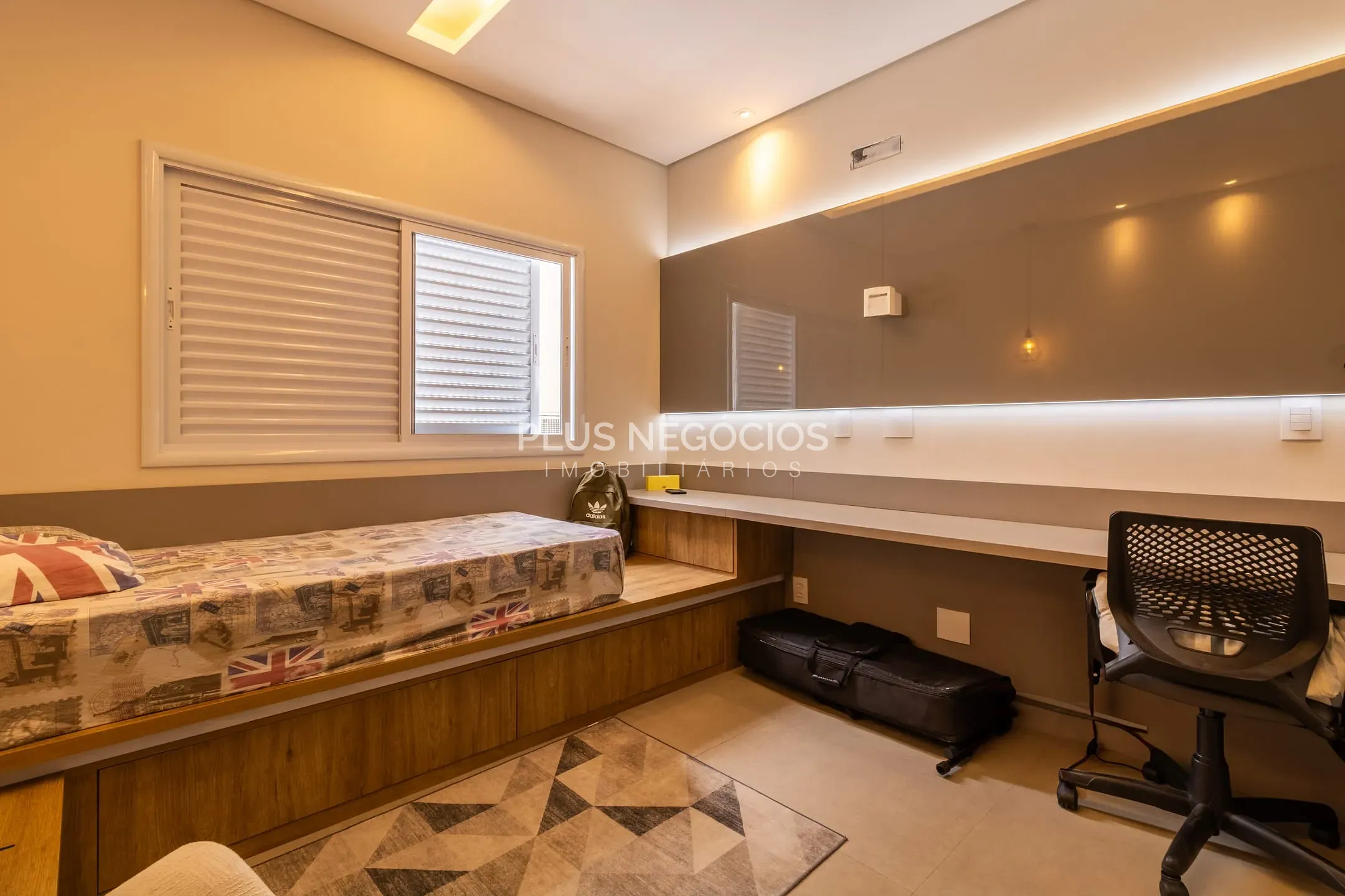 Casa, 4 quartos, 247 m² - Foto 34