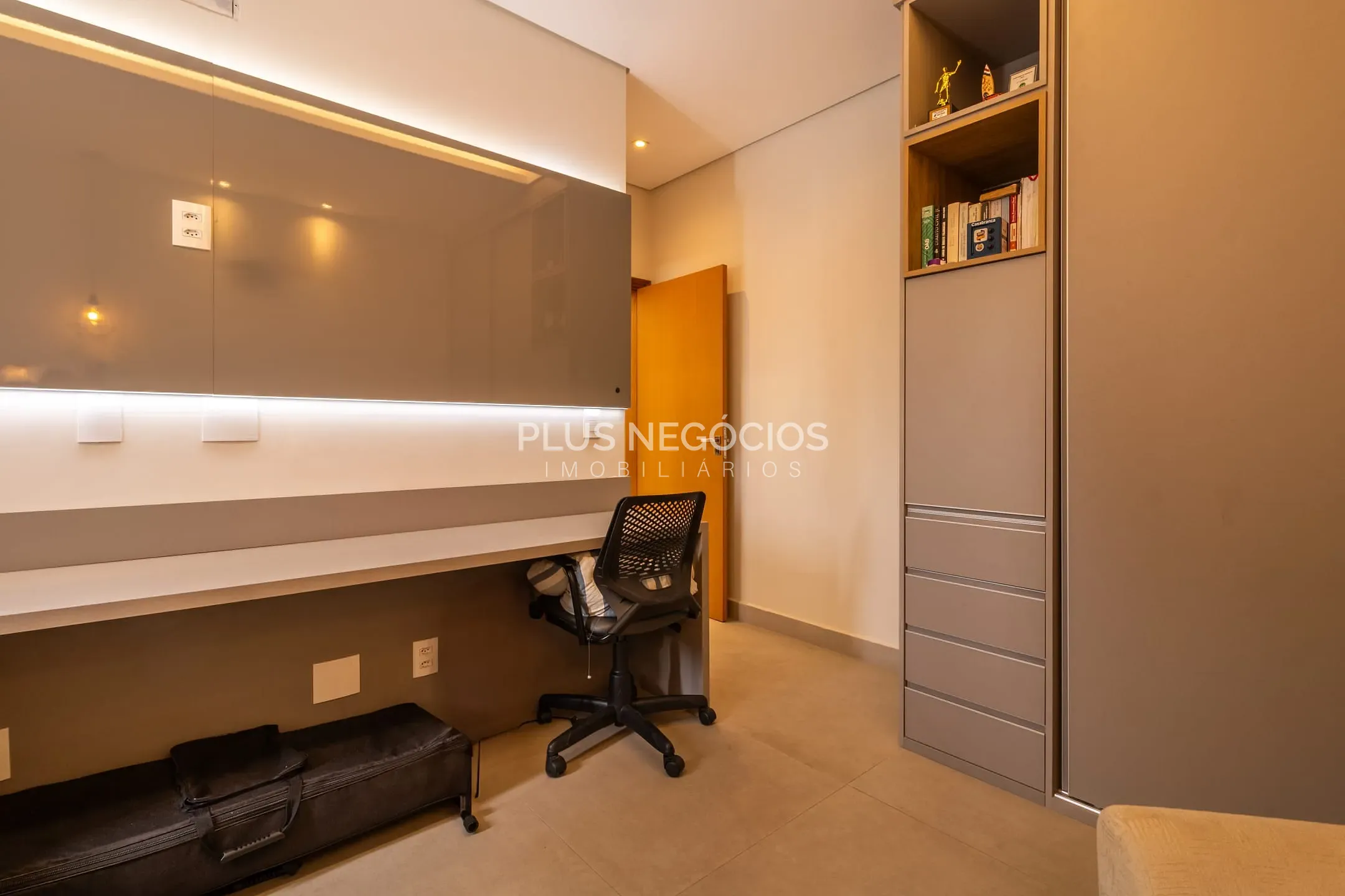 Casa, 4 quartos, 247 m² - Foto 37