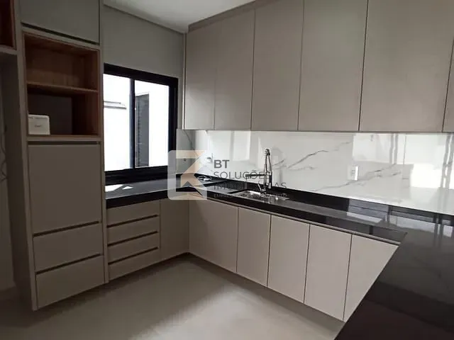 Casa com 300m² 3 quartos e 4 banheiros, à venda, no bairro Jardins Di Roma em Indaiatuba