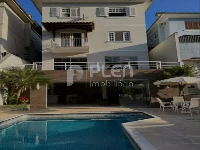 Casa com 350m² 4 quartos e 5 banheiros, à venda, no bairro Jardim Itatinga em São Paulo