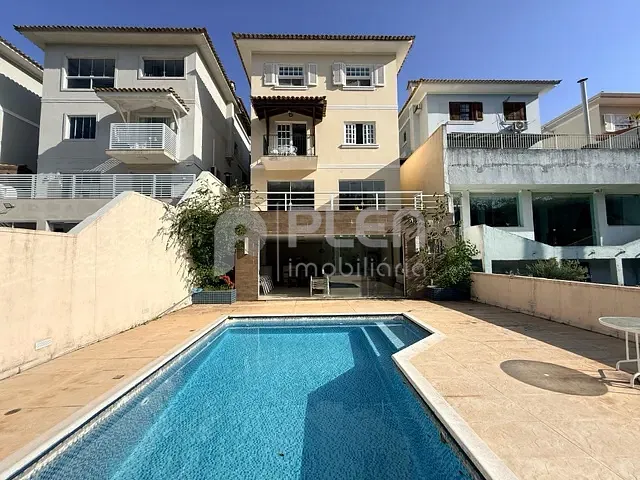 Casa com 350m² 4 quartos e 5 banheiros, à venda, no bairro Jardim Itatinga em São Paulo