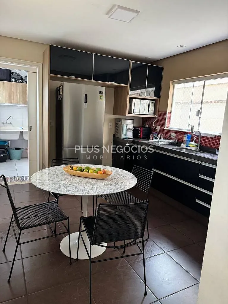Casa, 3 quartos, 285 m² - Foto 5