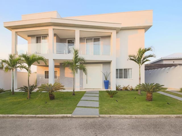 Casa com 440m² 6 quartos e 5 banheiros, à venda, no bairro Nova São Pedro em São Pedro da Aldeia
