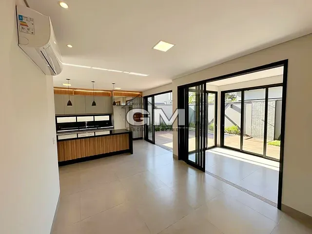 Casa com 360m² 3 quartos e 5 banheiros, à venda, no bairro Residencial Alto do Castelo em Ribeirão Preto