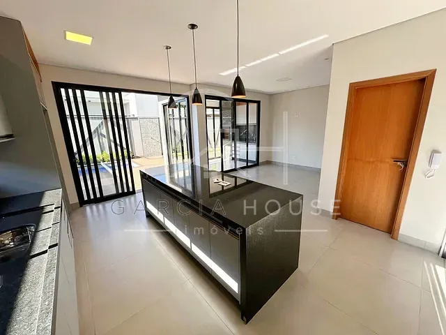 Casa com 360m² 3 quartos e 5 banheiros, à venda, no bairro Residencial Alto do Castelo em Ribeirão Preto