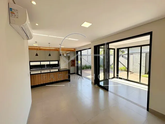 Casa com 360m² 3 quartos e 5 banheiros, à venda, no bairro Residencial Alto do Castelo em Ribeirão Preto
