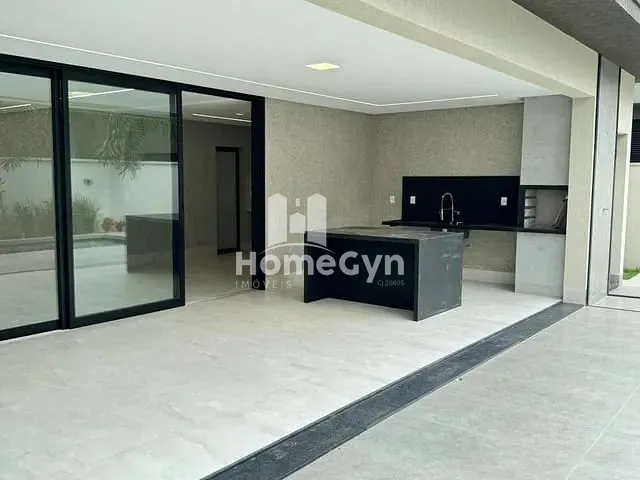 Casa com 406m² 4 quartos e 5 banheiros, à venda, no bairro Residencial Goiânia Golfe Clube em Goiânia