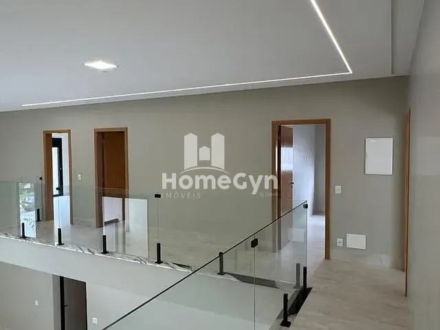 Casa com 406m² 4 quartos e 5 banheiros, à venda, no bairro Residencial Goiânia Golfe Clube em Goiânia