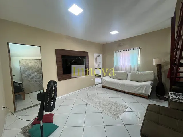 Casa 3 quartos e 2 banheiros, à venda, no bairro Estância Balneária Hawai em Caraguatatuba