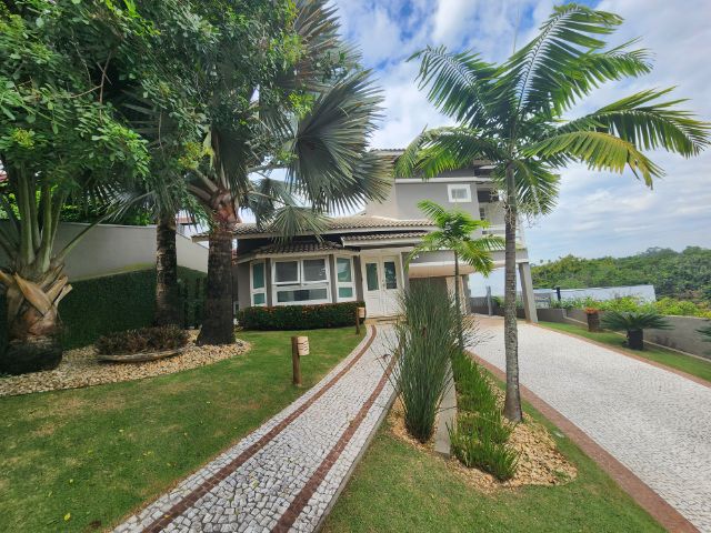 Casa com 462m² 3 quartos e 4 banheiros, à venda, no bairro Villaggio Capríccio em Louveira