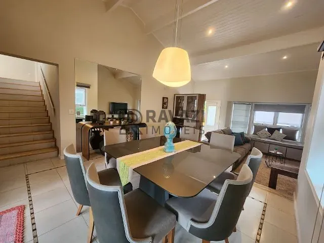 Casa com 462m² 3 quartos e 4 banheiros, à venda, no bairro Villaggio Capríccio em Louveira